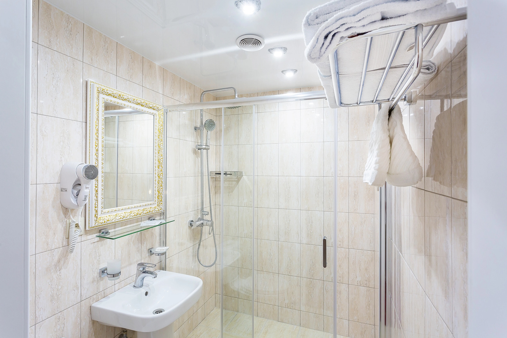 Отель Сан-Ремо