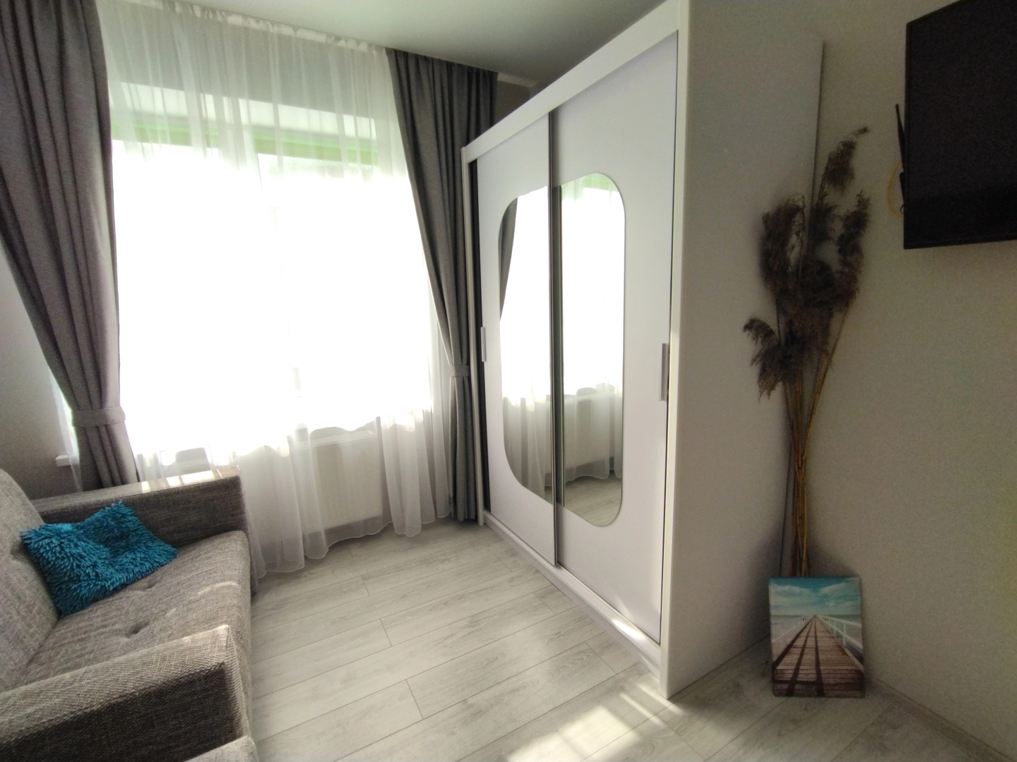 Апартаменты Стоп.Снято! С лоджией Акварель