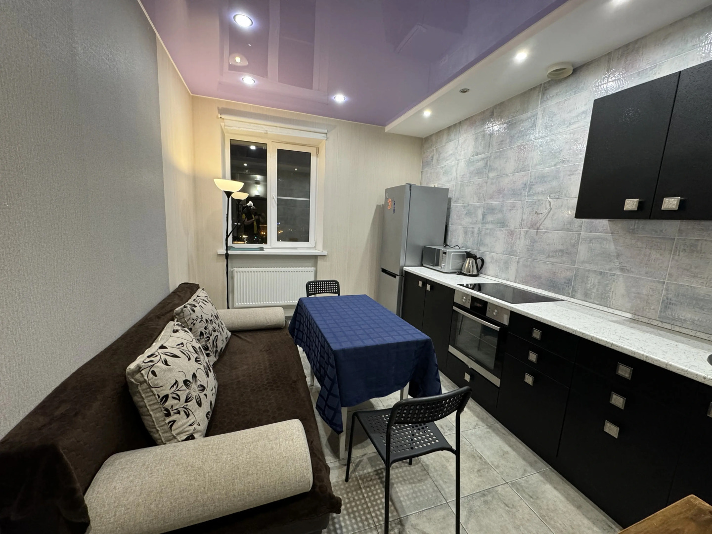 Квартира на Пархоменко 8