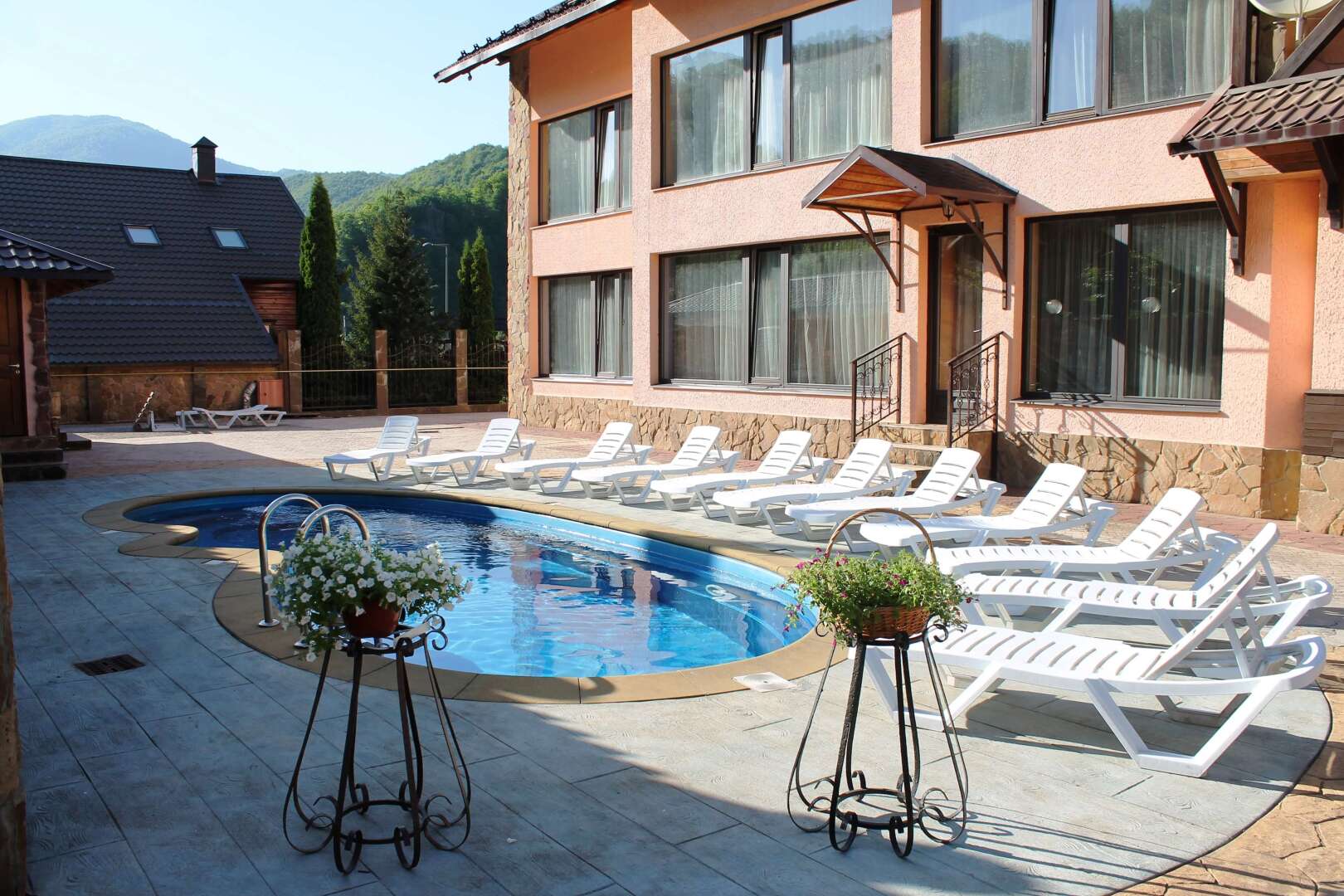 Отель Мелодия гор