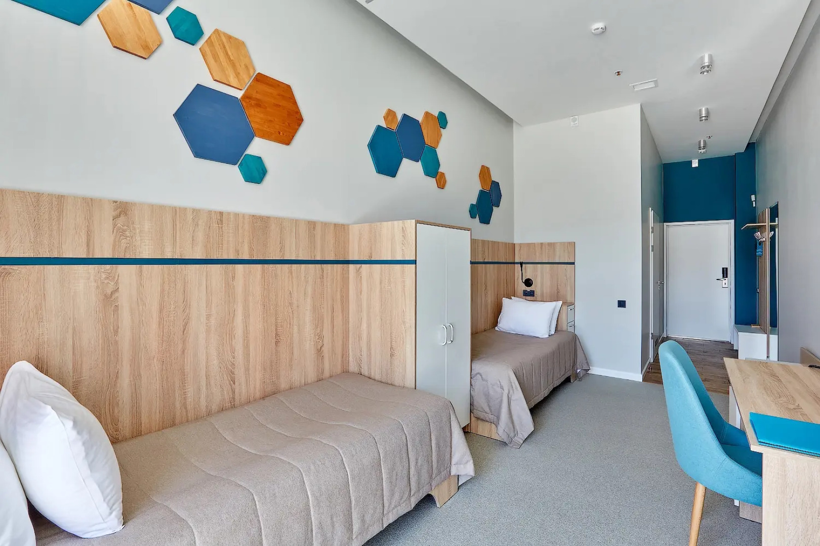 Отель Аква-Минск Плюс