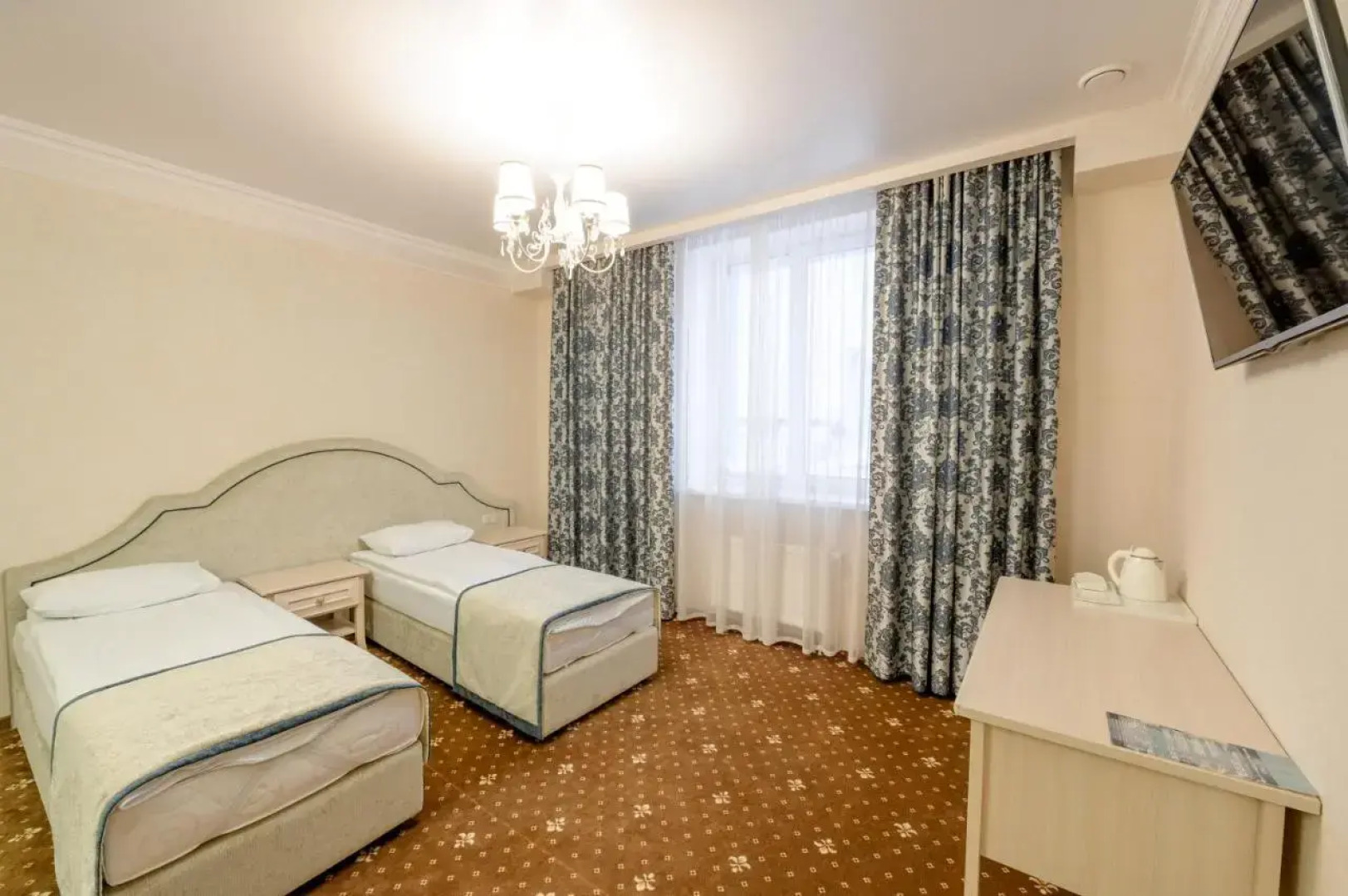 Отель Аквамарин