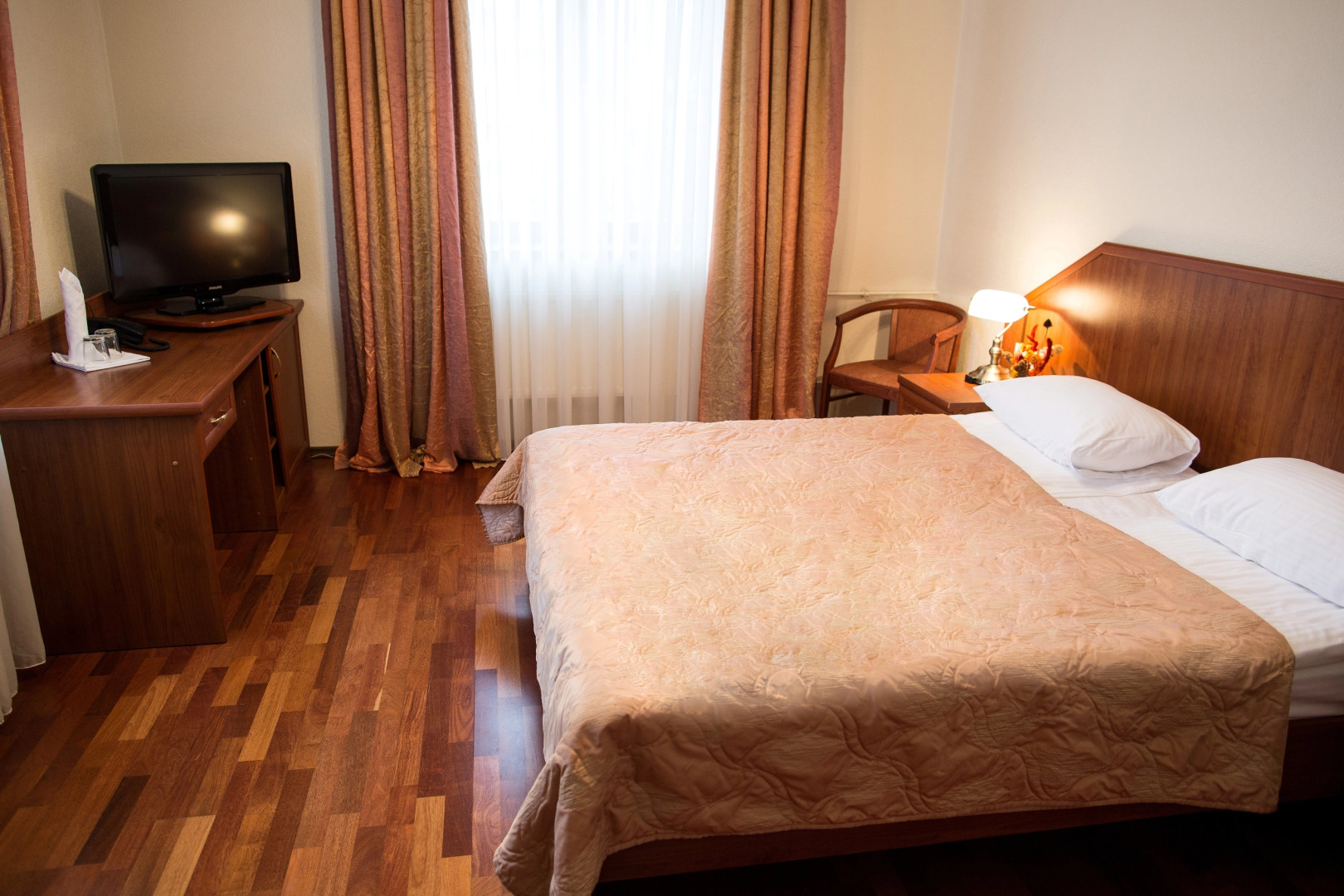 Отель 40-й Меридиан Яхт-клуб