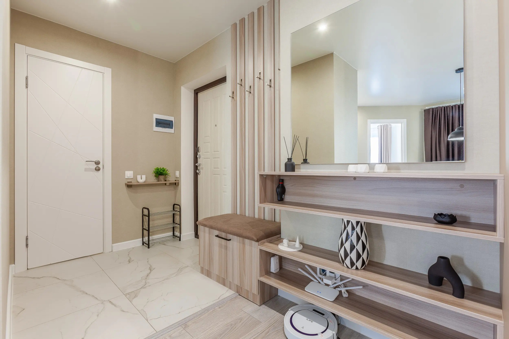 Квартира Lacky Apartmens
