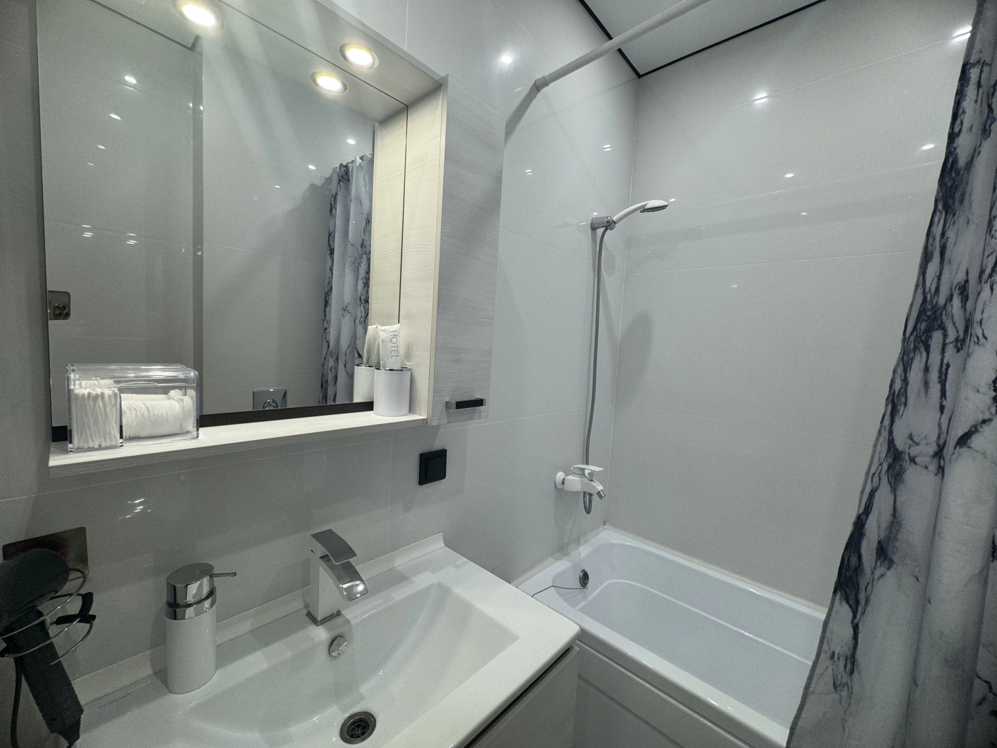 Апартаменты на Зураба Магкаева 2/2