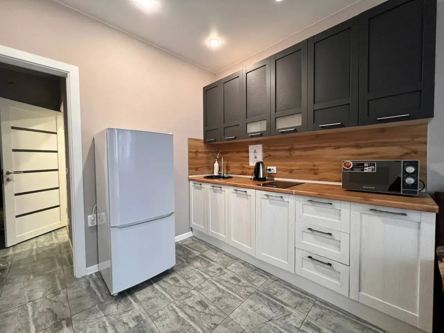 Апартаменты 1+ Южный мкрн ТРЦ Кристалл Мельникайте 144/1