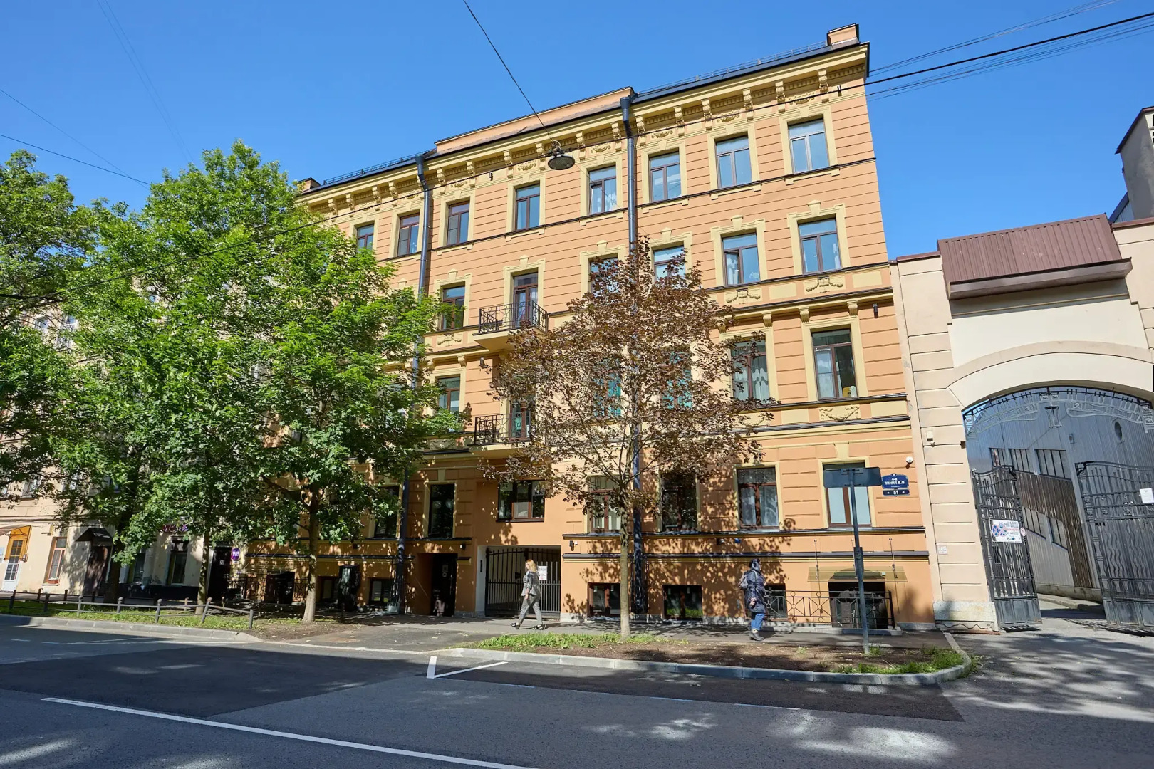 Апартаменты Камелот на 4 линии Васильевского острова