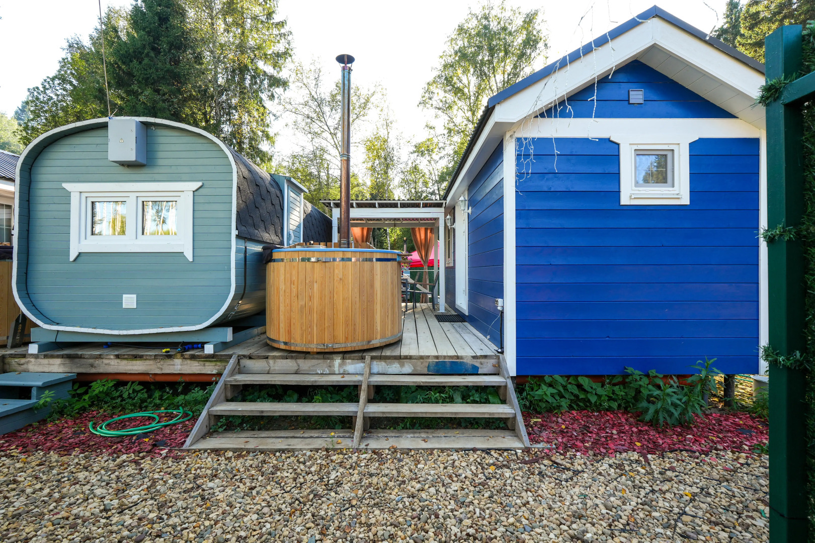 Шале Синий домик в лесу на Живописной улице