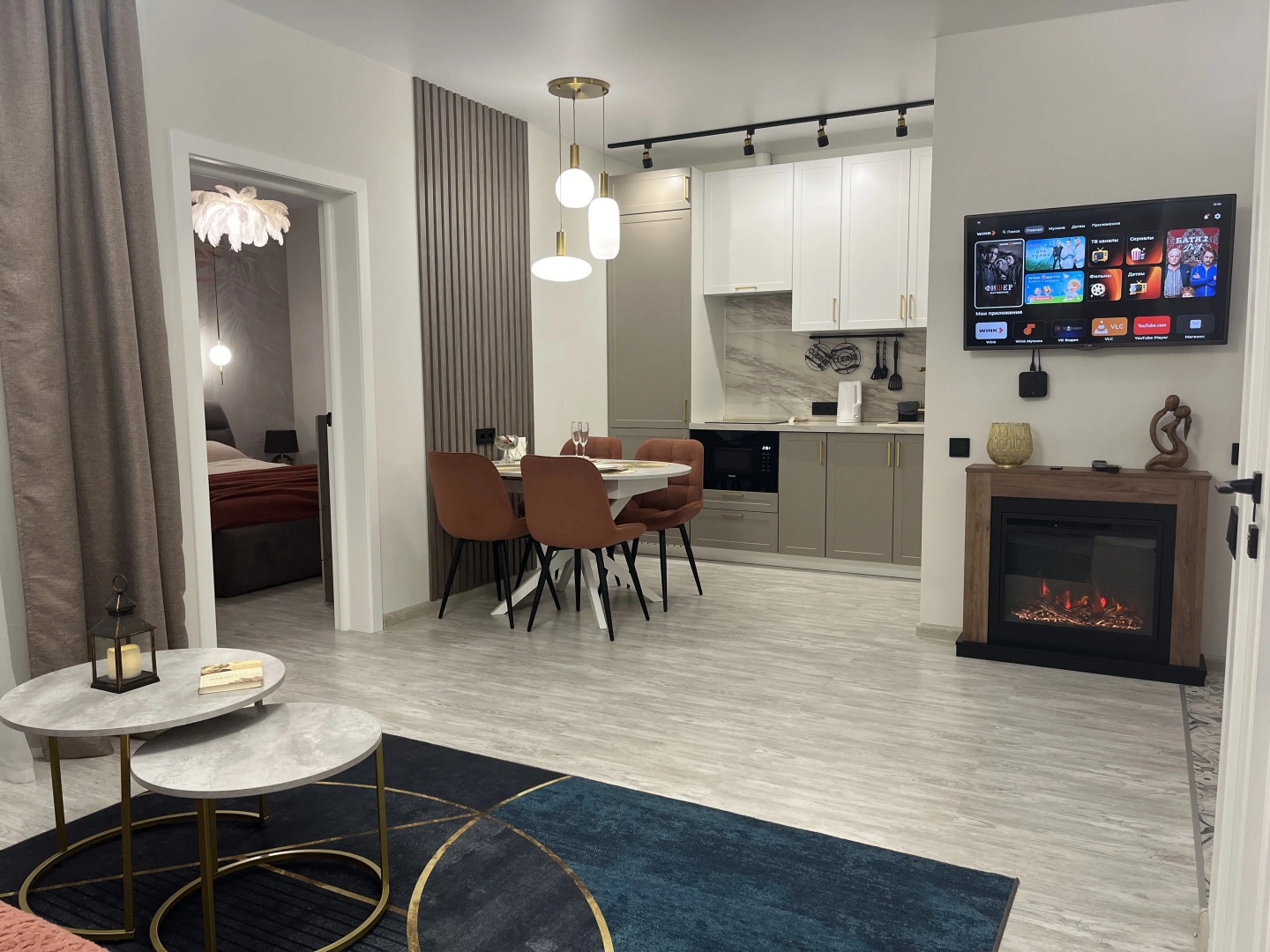 Квартира Парадайз LUX с камином в центре