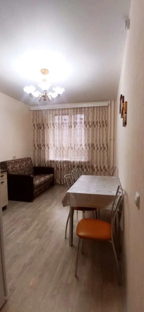 Апартаменты 2-х комнатные на Юности 3