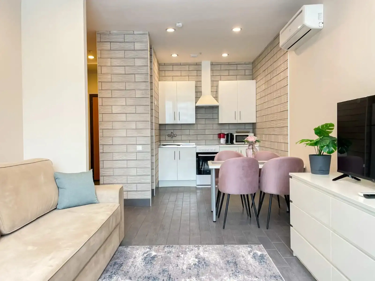 Апартаменты для Большой Семьи