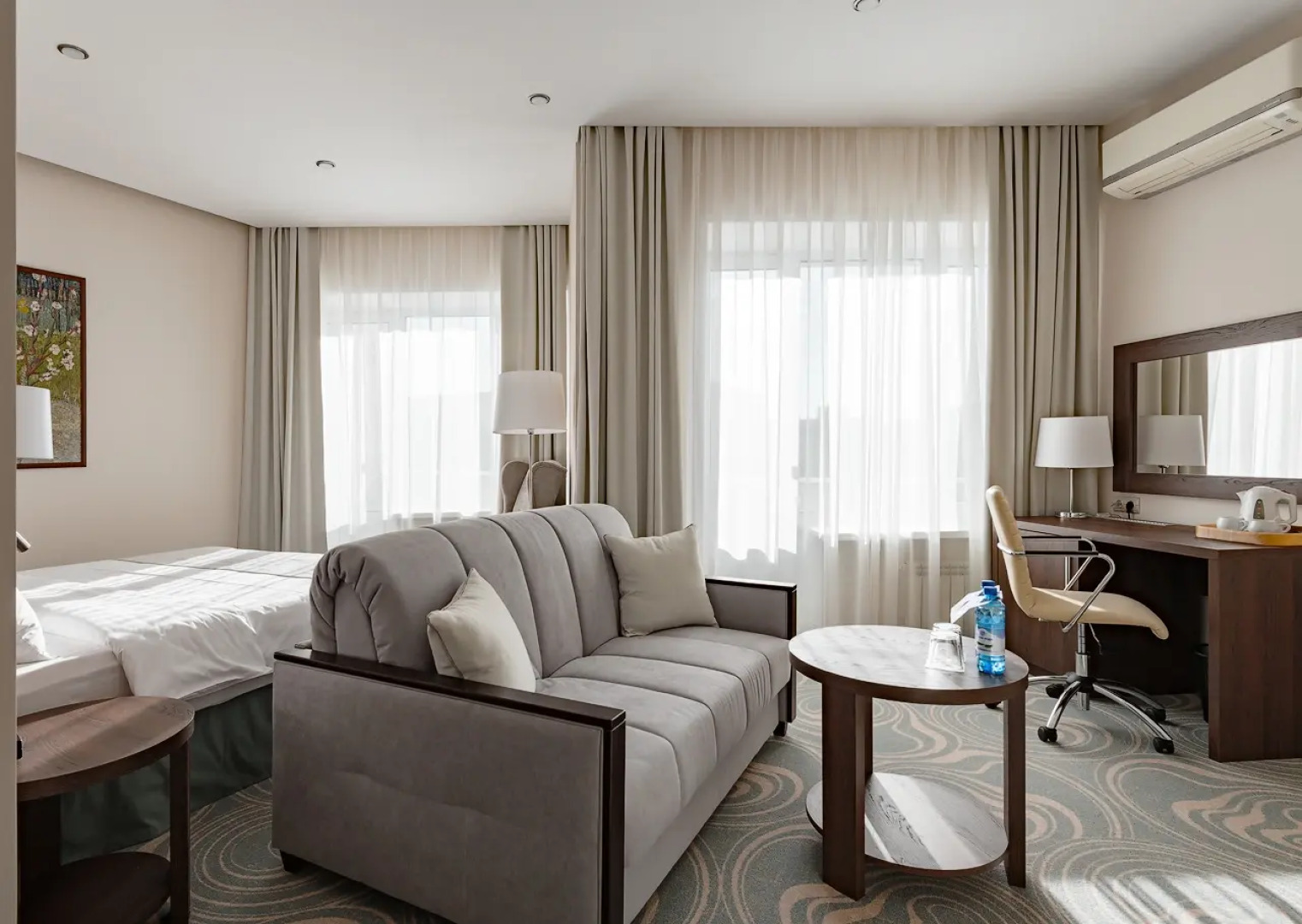 Гостиница Октябрьская