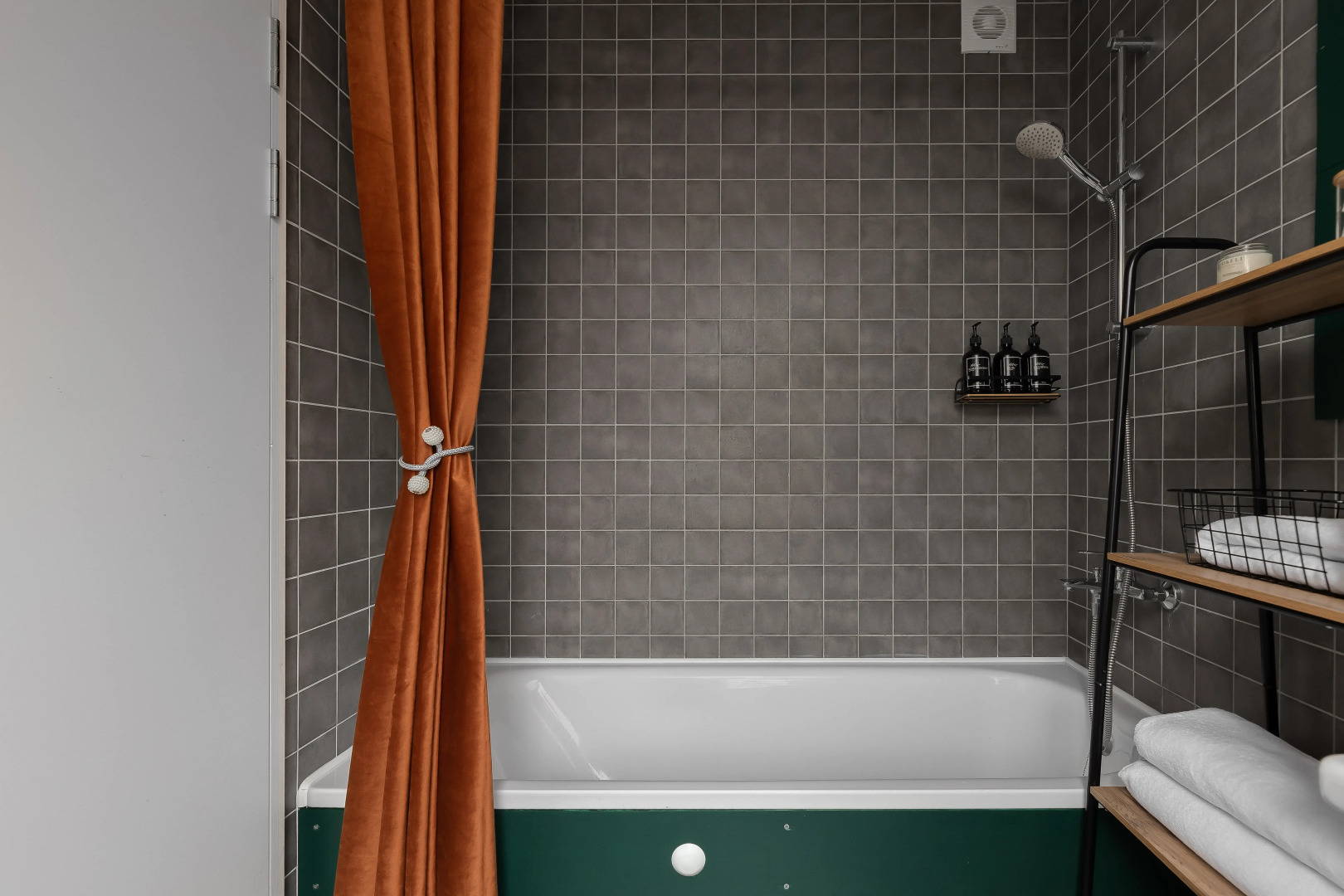 Частный дом Chalet Forest