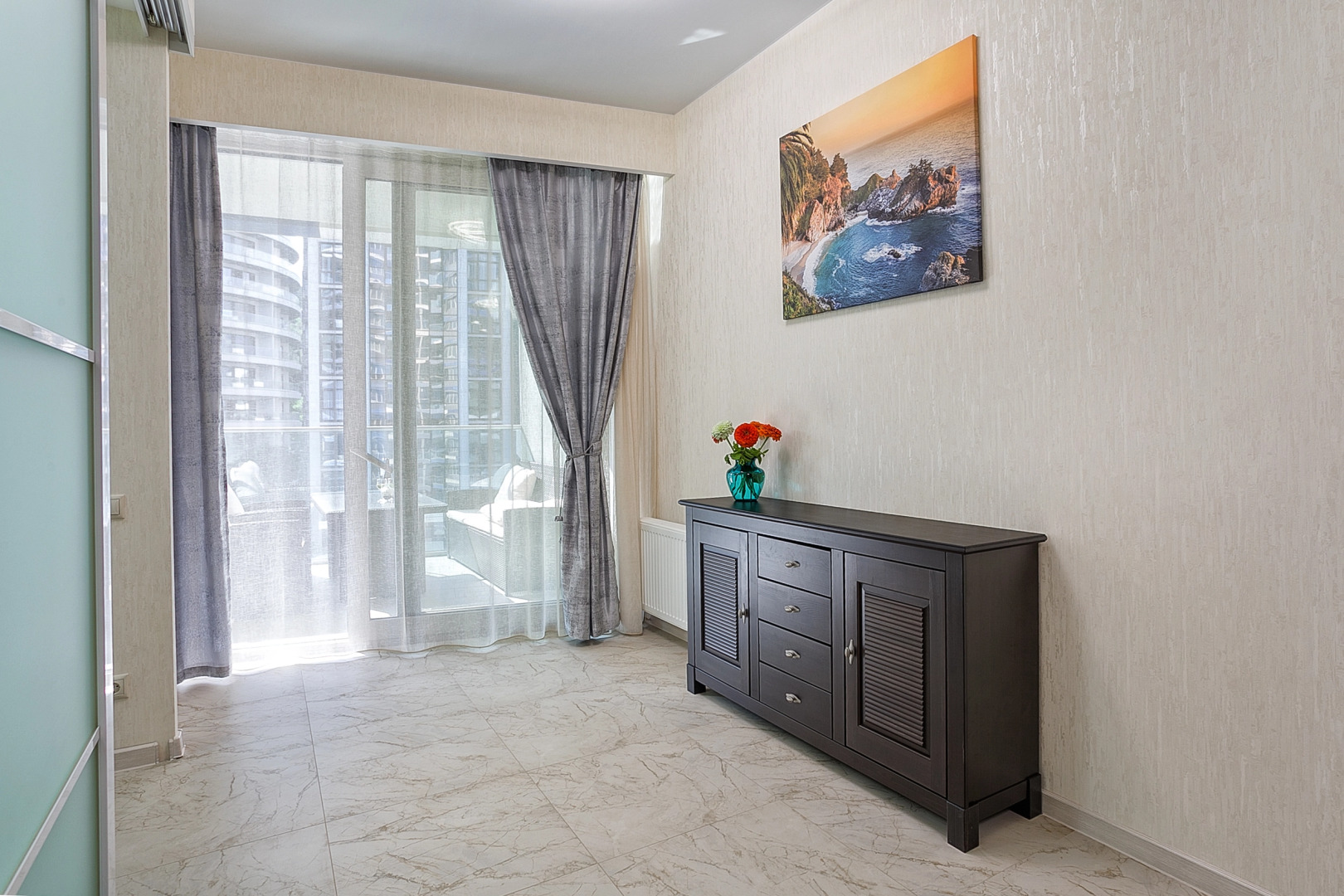 Апартаменты Зазеркалье Приморский Парк Ялта