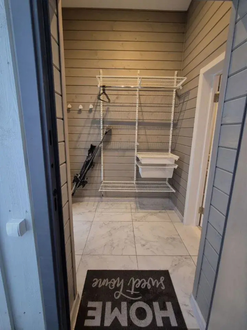 Частный Дом на Вишневой 78