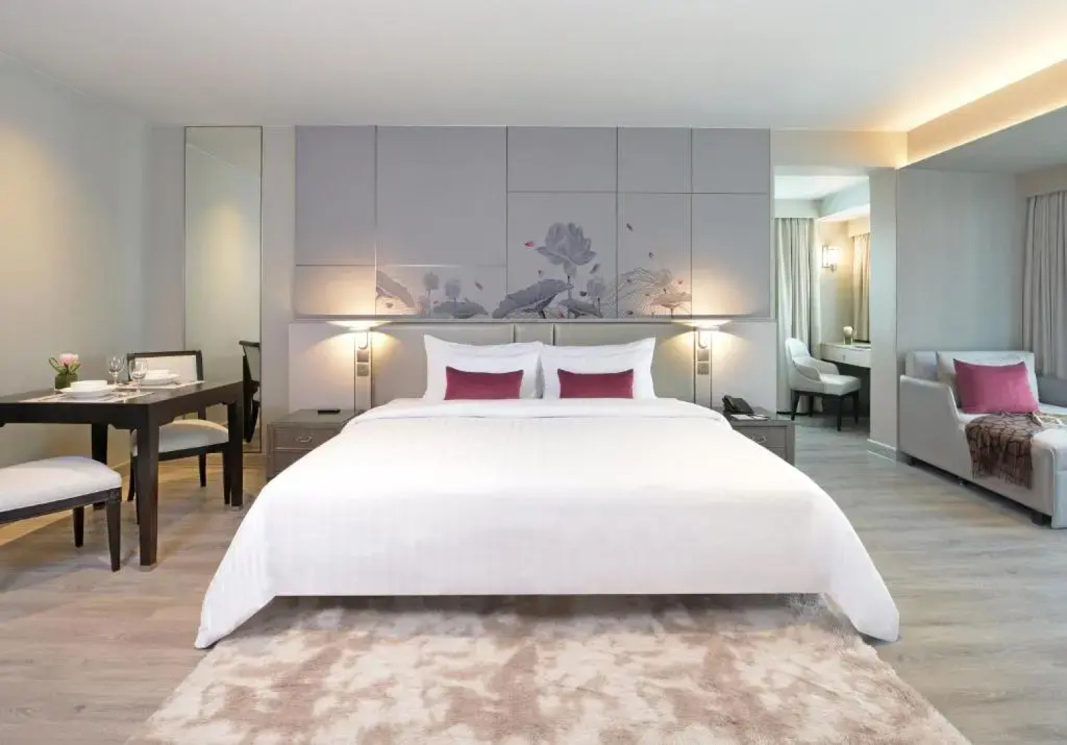 Отель Centre Point Hotel Sukhumvit 10