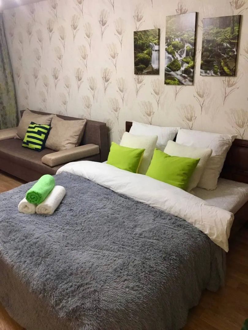 Апартаменты Welcome Home на Республики 146