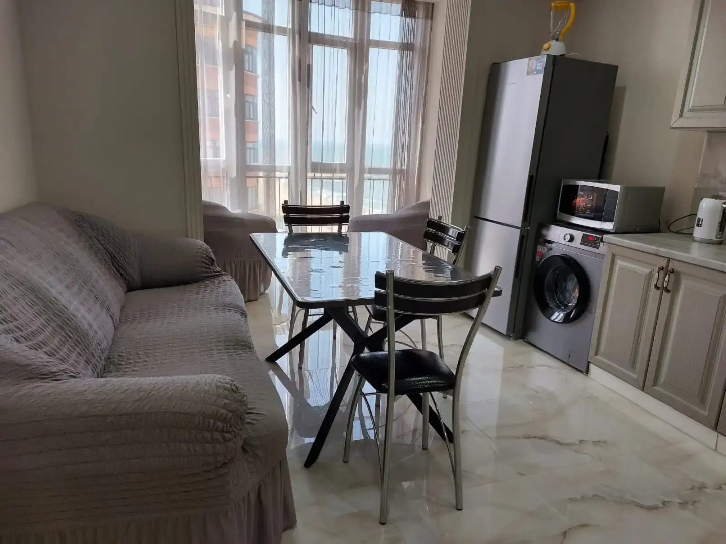 Апартаменты На берегу Моря 2