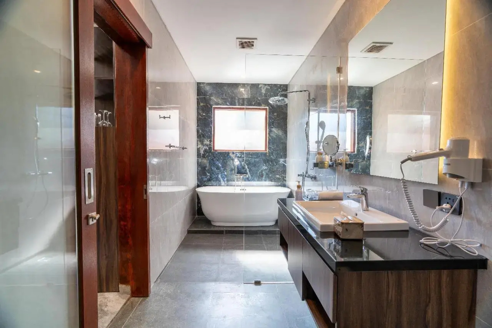 Utamas Keramas Villa