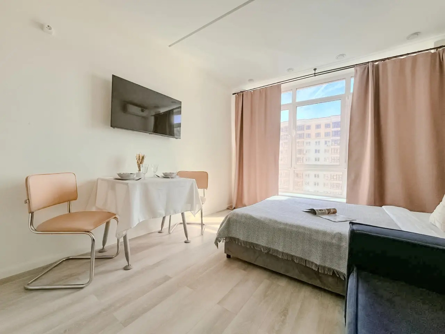 Апартаменты Unique Apart Ваниль у ГУФСИН и Казначейства на Мичурина 58/1