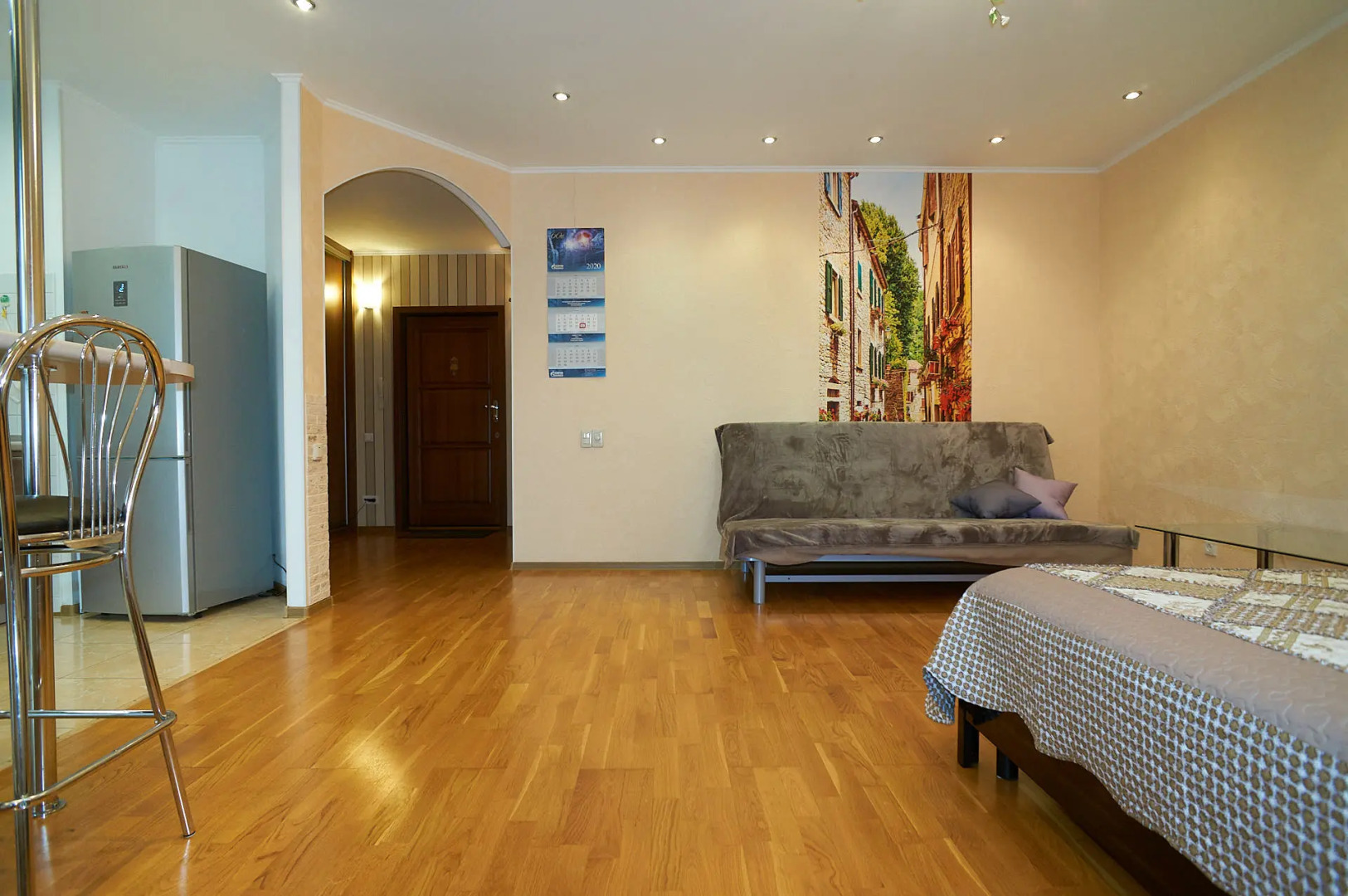 Апартаменты Studio Delux 70 Let Oktyabrya