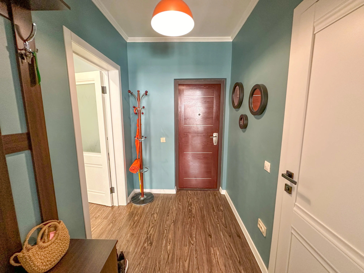 Апартаменты Перелетная 22