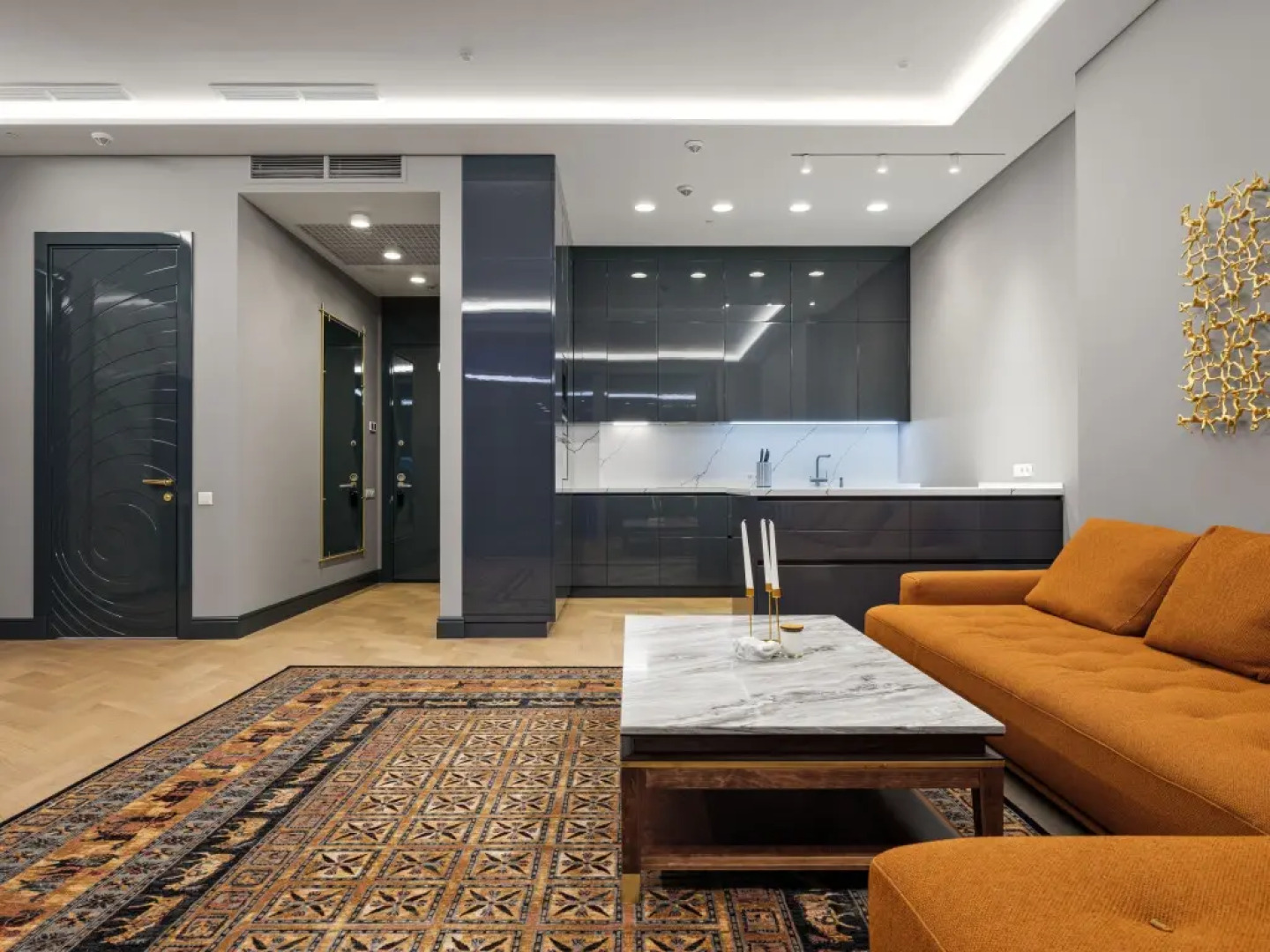 Просторный апартамент с шикарным видом на башни! 42 этаж!