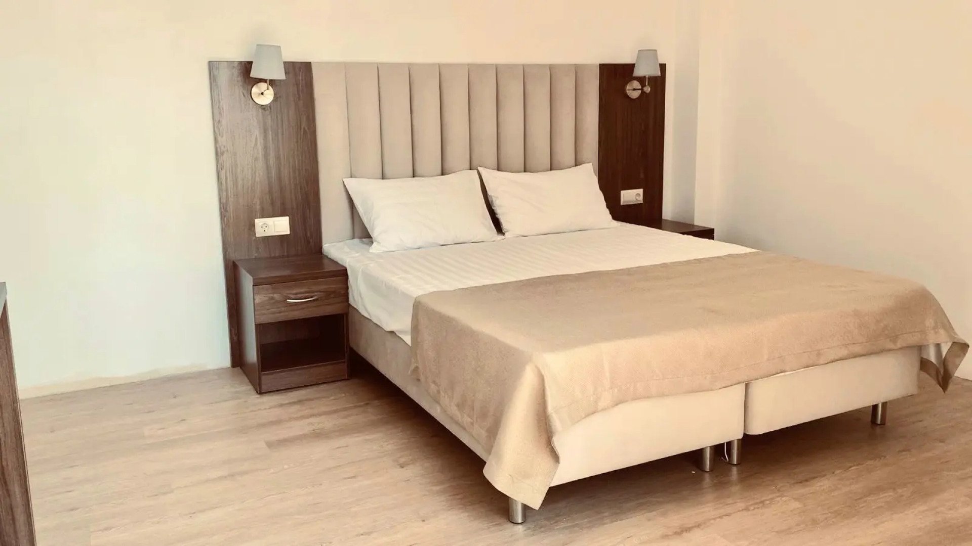 Курортный отель Мерсини