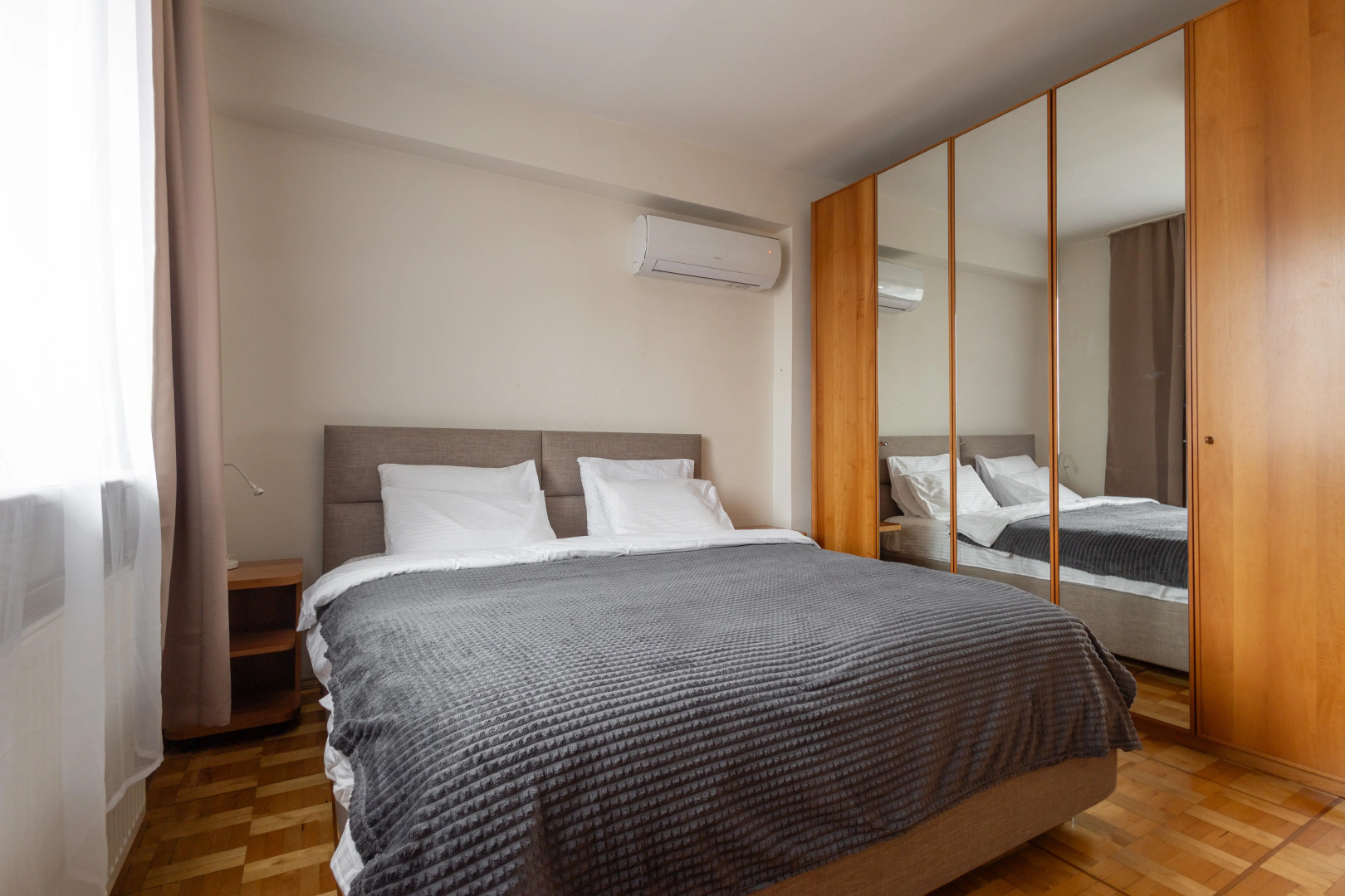 Квартира двухэтажная трешка с мансардой у метро Войковская. Гостемания