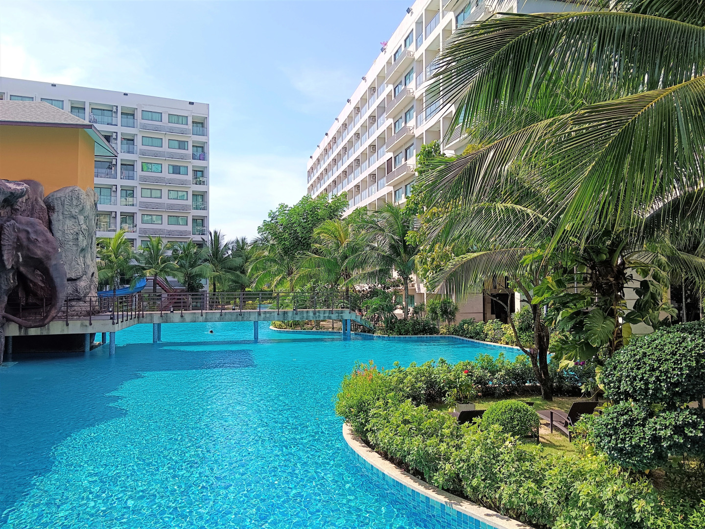 Апартаменты Laguna Beach Resort 3 The Maldives