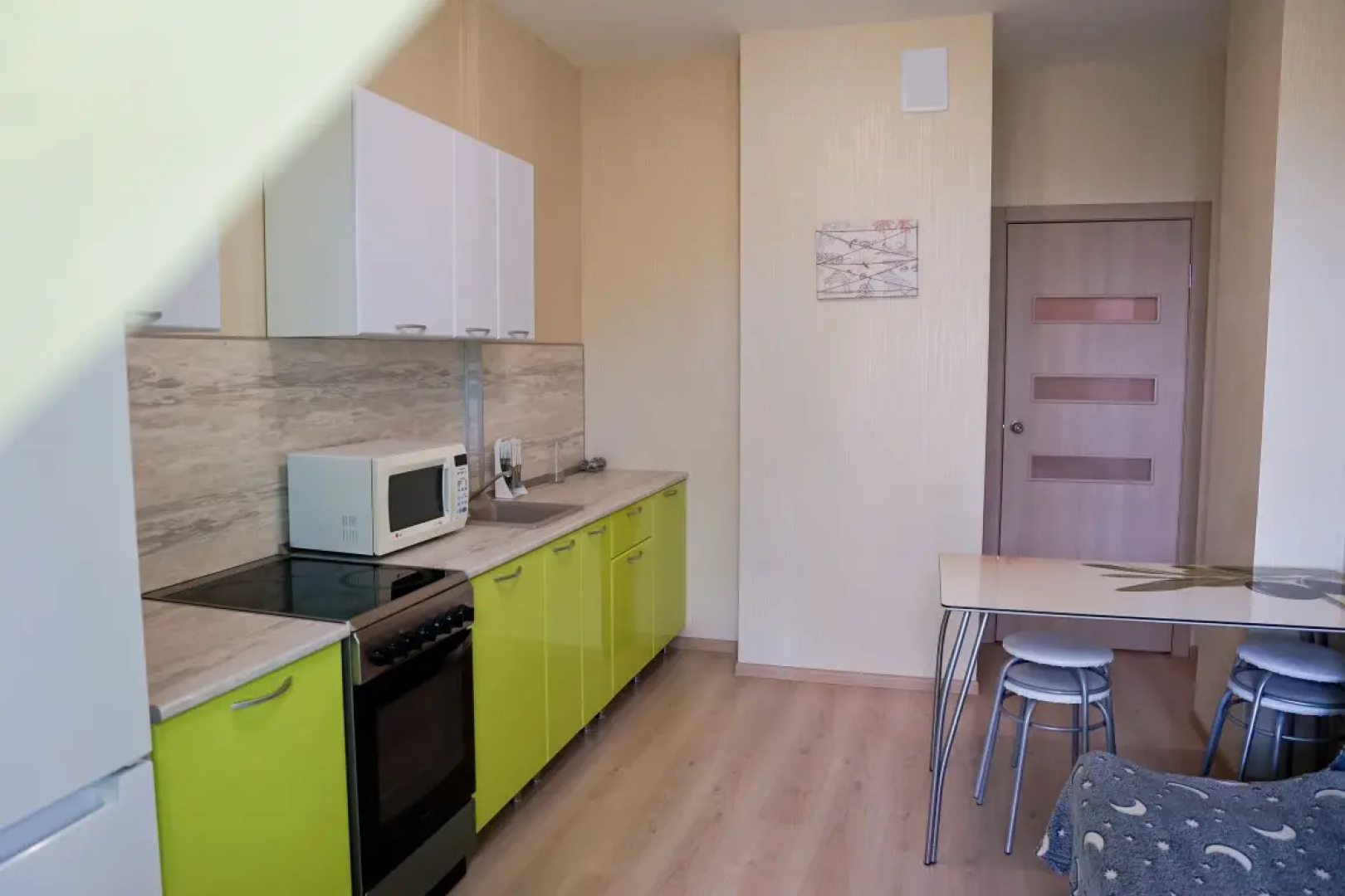 Апартаменты на Революции 52в