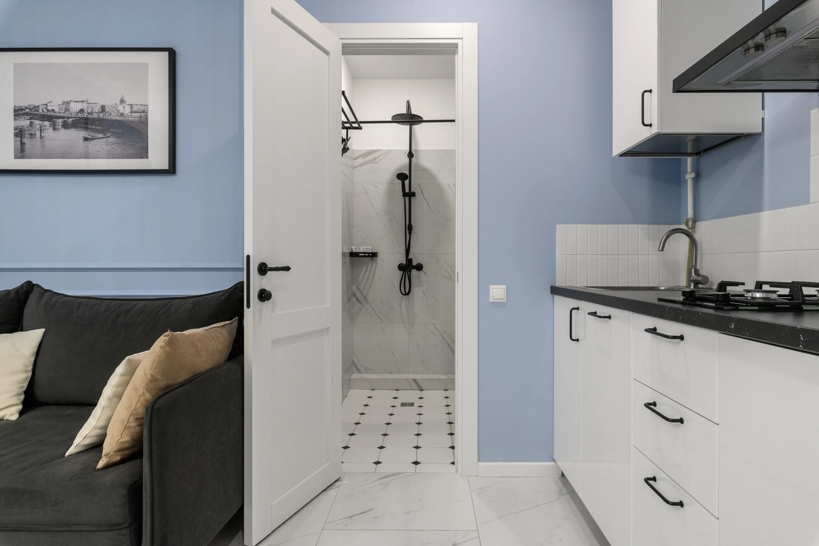 Апартаменты на главной ресторанной улице