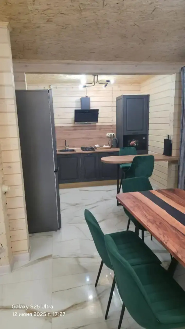 Частный дом с бассейном в Гуамке