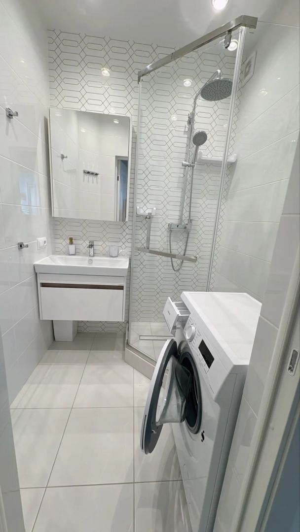 Апартаменты двухкомнатные MorskayaSimfonya-2 люкс с панорамой на море бассейном