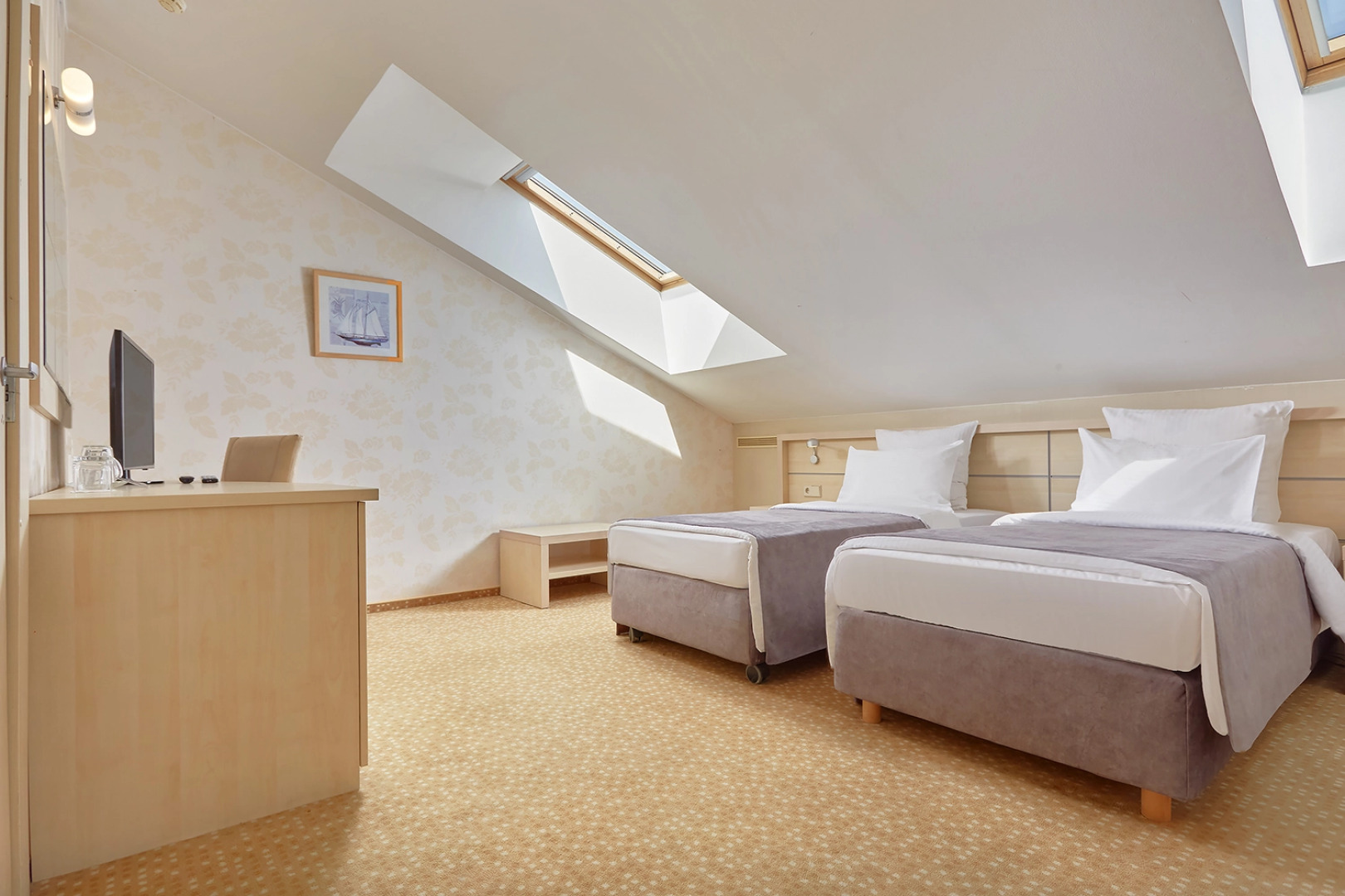 Отель Пятый Угол