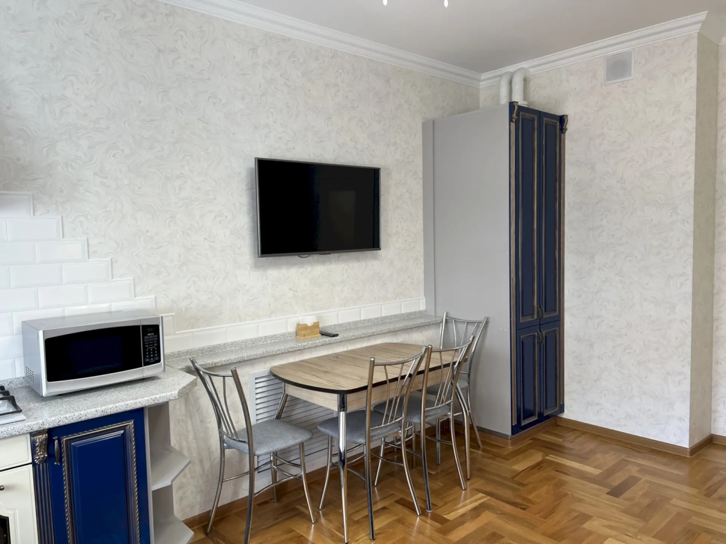 Квартира 310  в центре на первой береговой линии