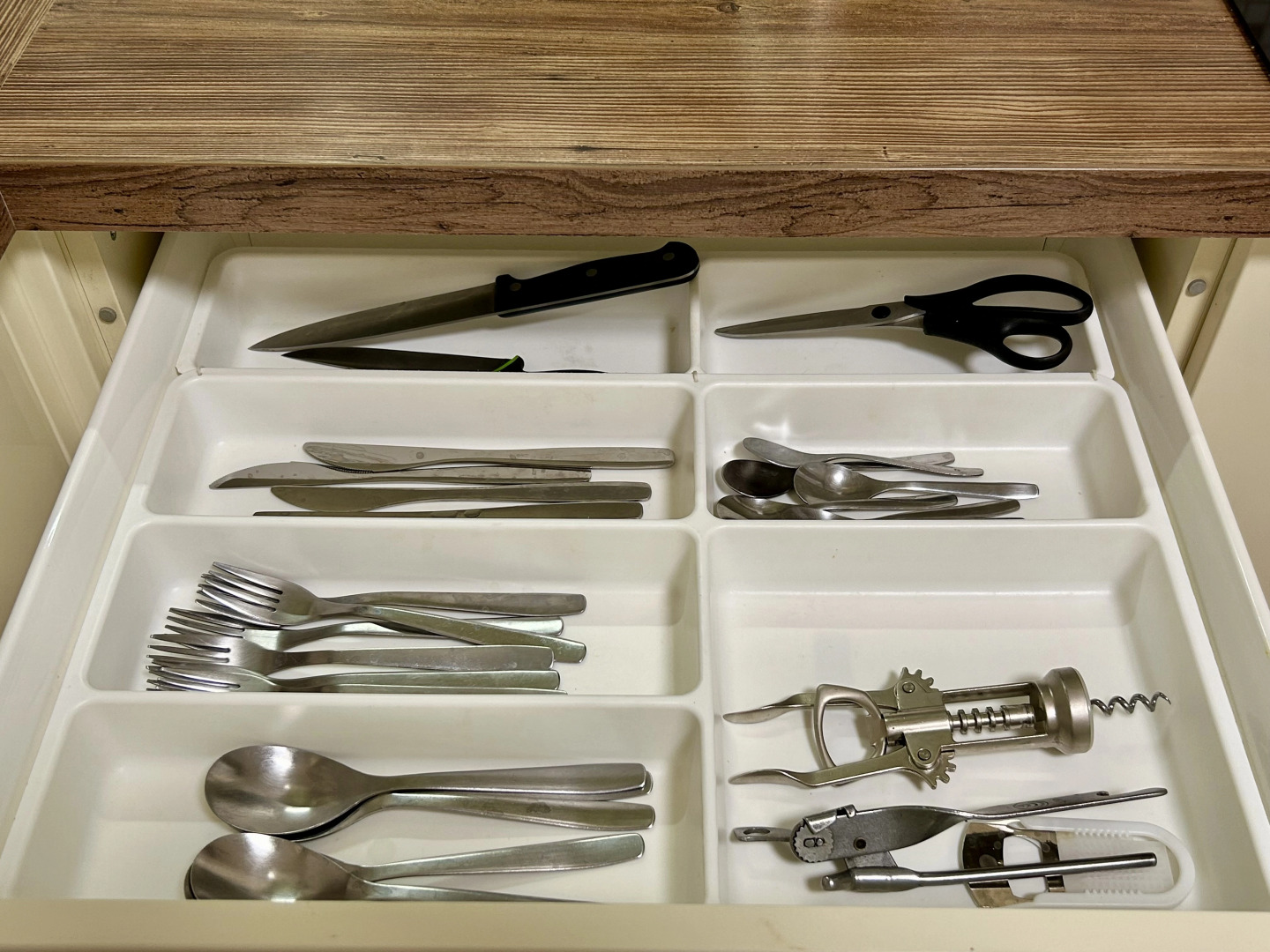 Апартаменты Акварели двухкомнатные рядом с ТЦ Июнь