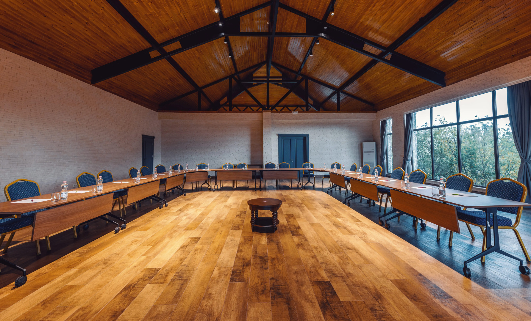 Отель Chateau Kvirike