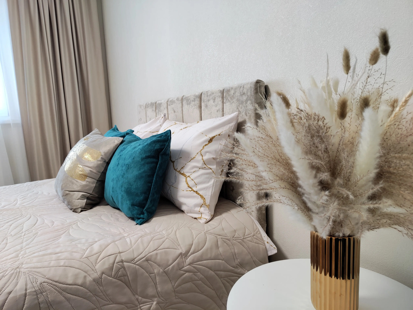 Квартира с Видом на Реку