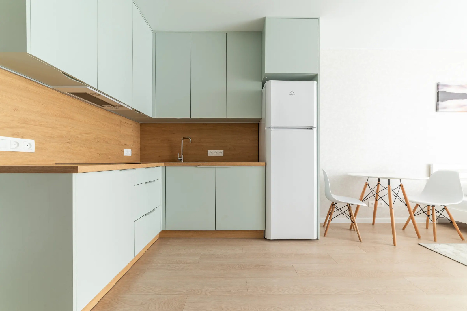 Апартаменты BelaTravel по адресу Игоря Лученка, д.13