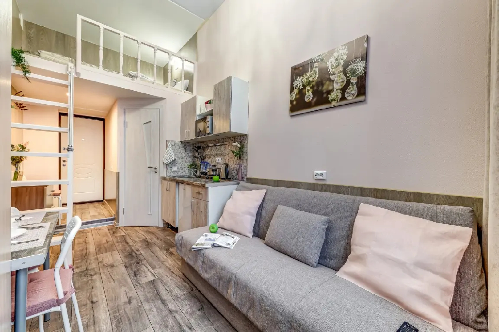 Апартаменты Евростудия 6 на Нарвской (НАР6)