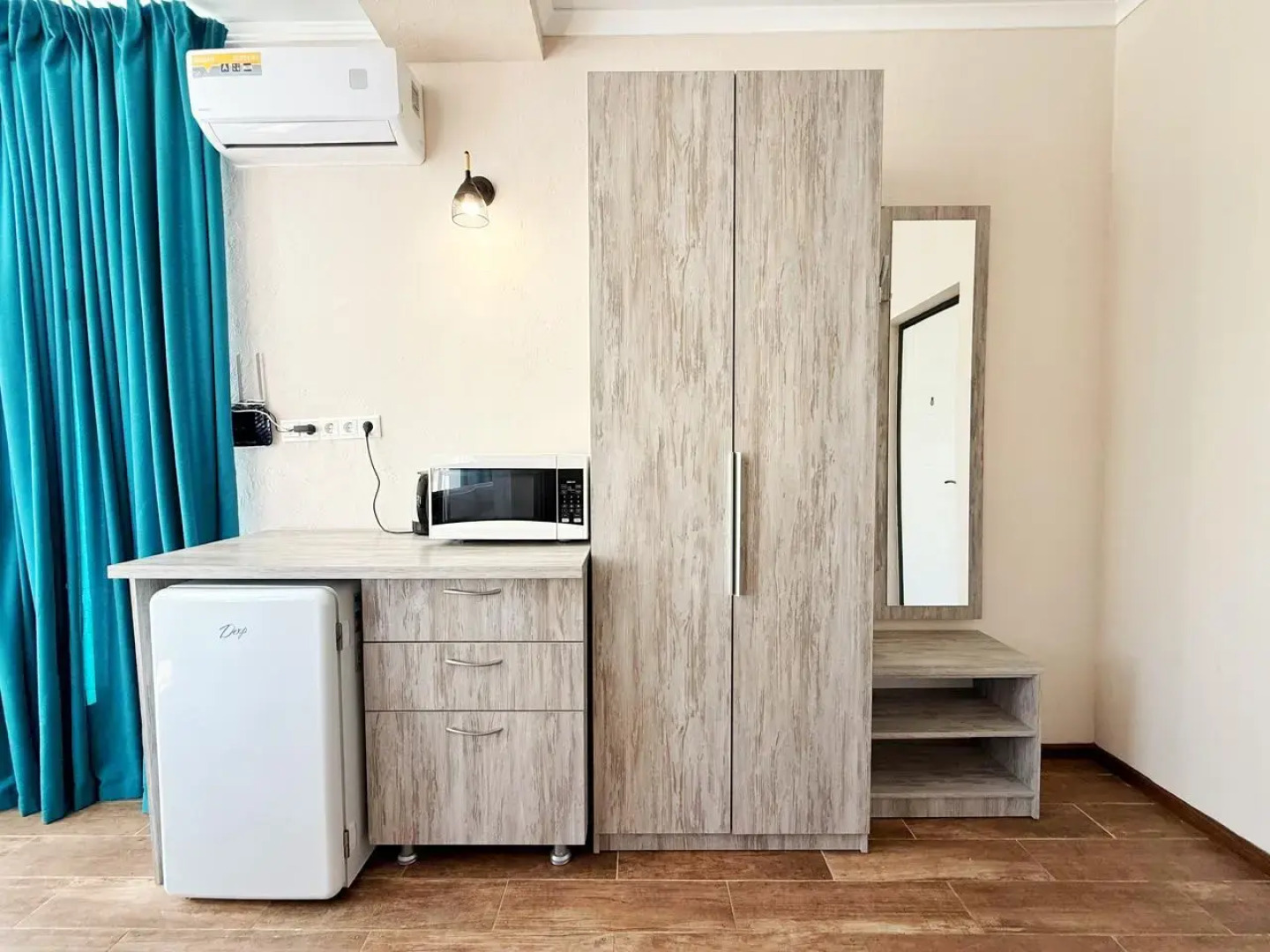 Апартаменты с Видом на Море и Горы в 3 Минутах от Пляжа