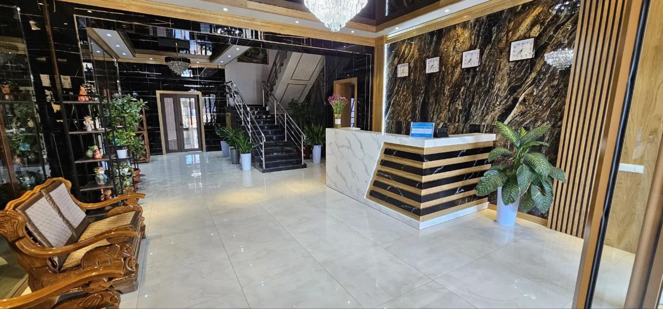 Отель Vella Elegant