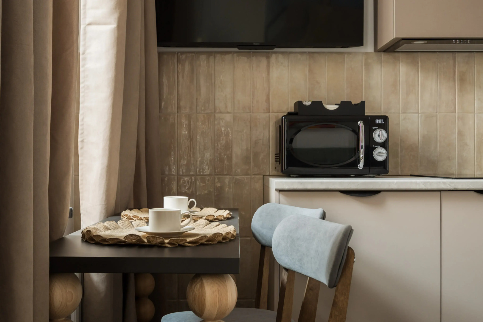 Квартира New Horizon Art Vinil 36 с дизайном бутикотеля и виниловым проигрывателем