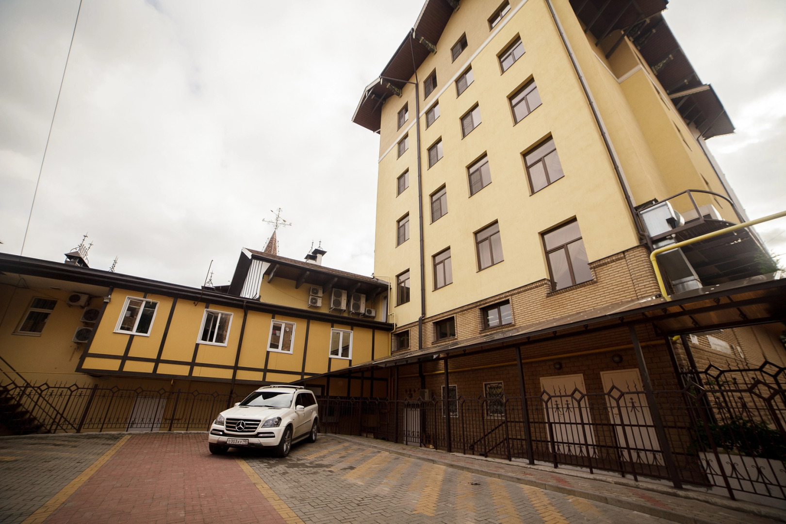 Отель Династия