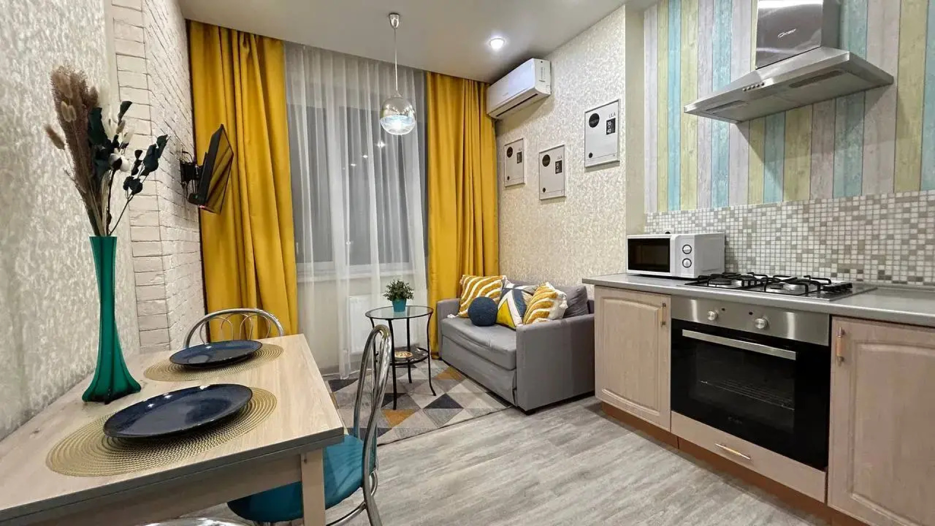 Апартаменты Голубое небо на Шоссейной, Yana Apart