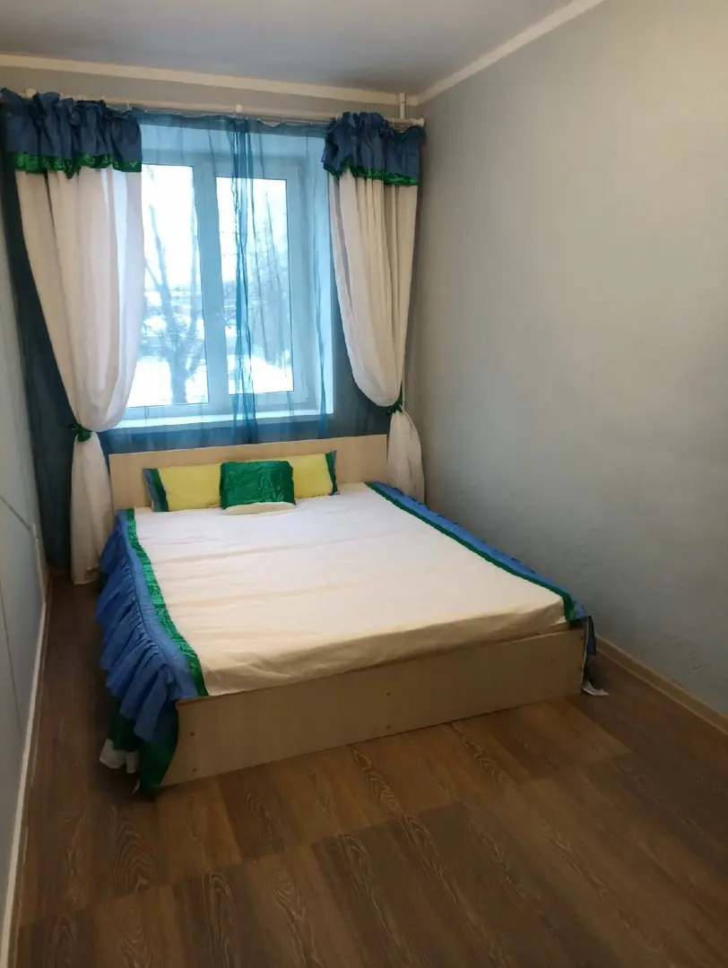 Квартира 3-х комнатная Квартира Рядом с Центром