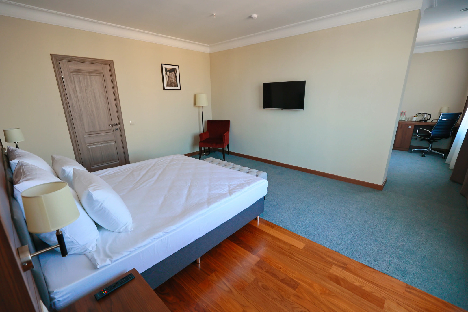 Отель Монто