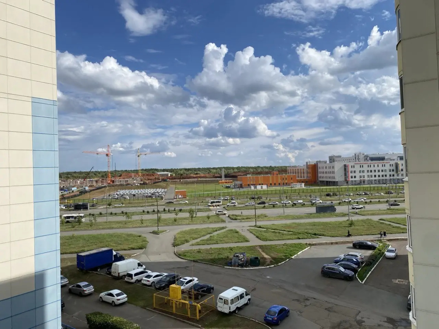 Апартаменты LikeHome на Гаранькина 21/1