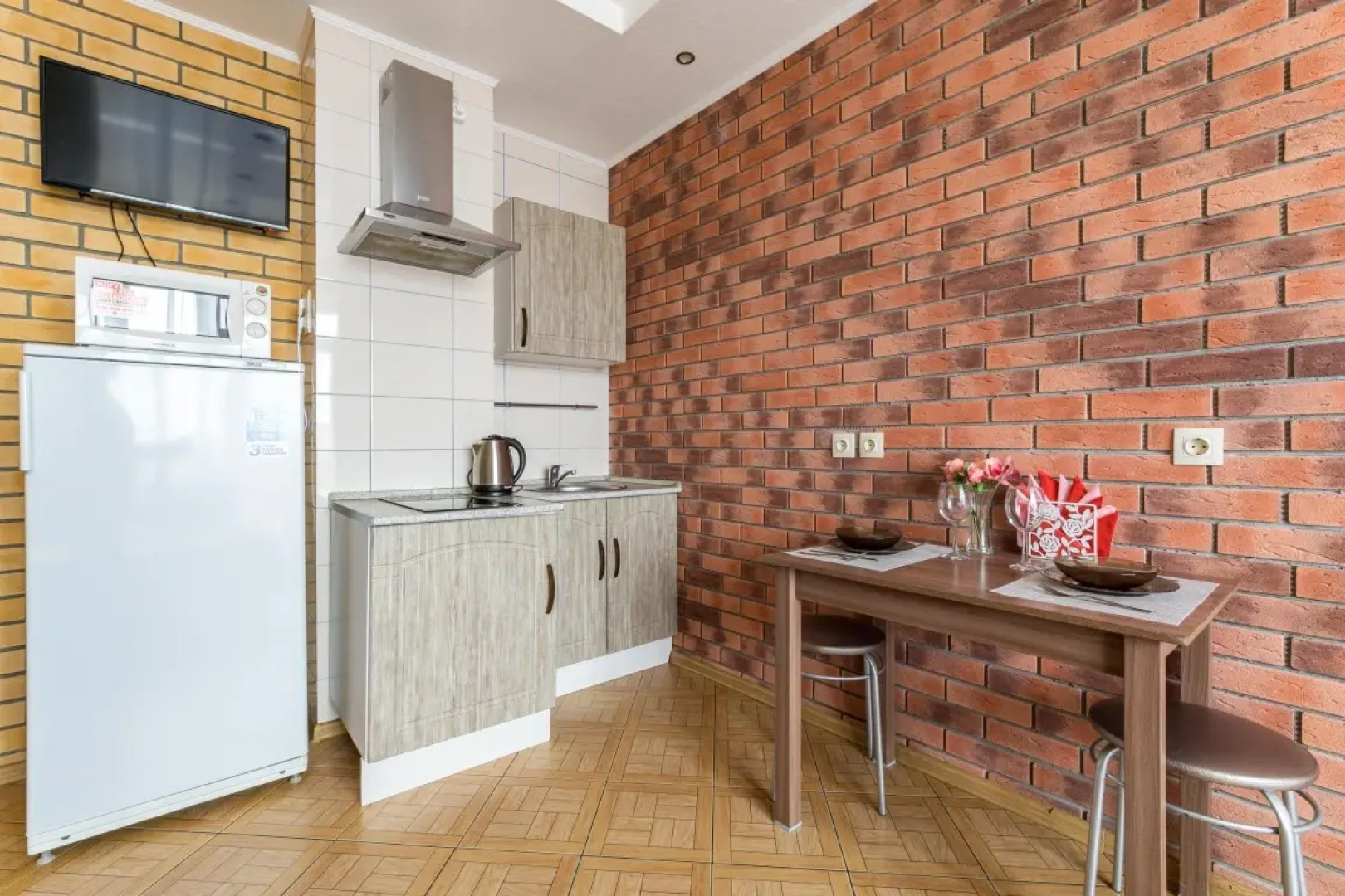 Апартаменты Глобус на Крестинского 35 (5)